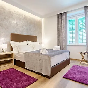 Pearl By Nono Ban 4*, Split Croatie